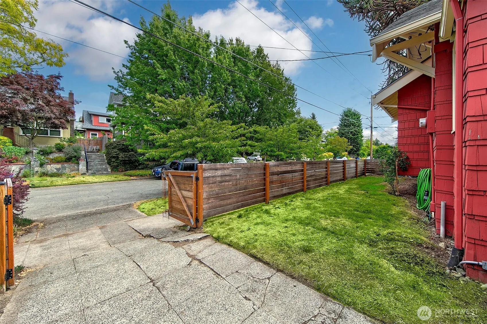 4233 Corliss Avenue N, Seattle, WA 98103
