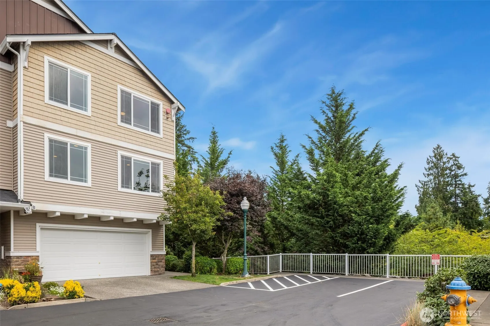 15720 Manor Way #E5, Lynnwood, WA 98087