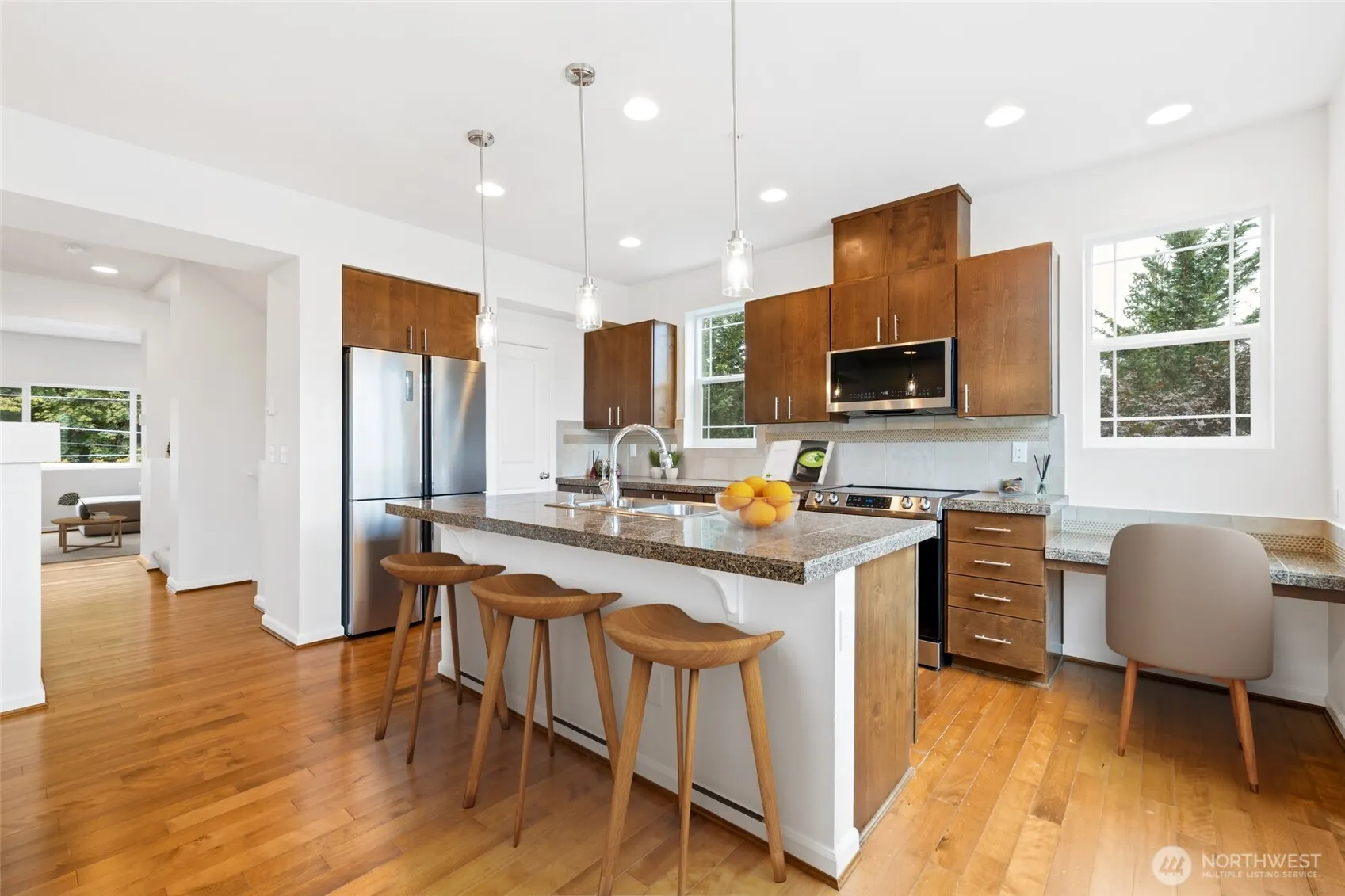 15720 Manor Way #E5, Lynnwood, WA 98087