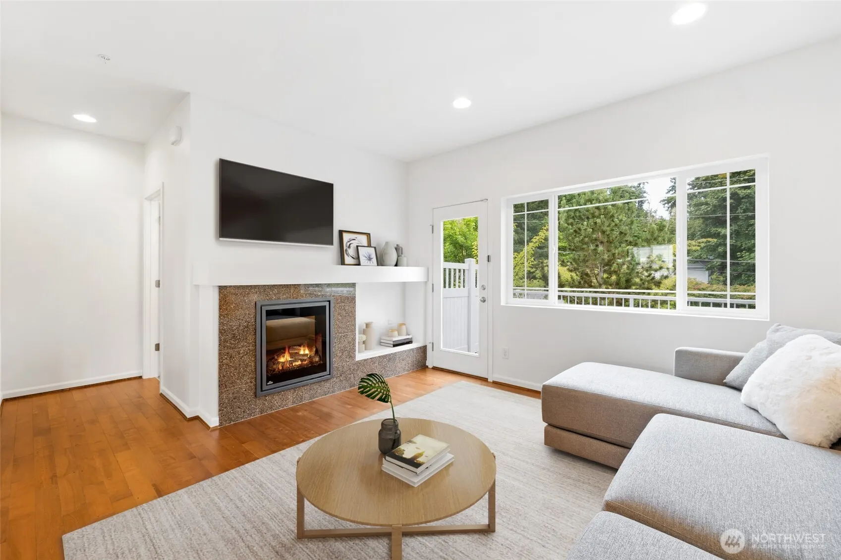 15720 Manor Way #E5, Lynnwood, WA 98087