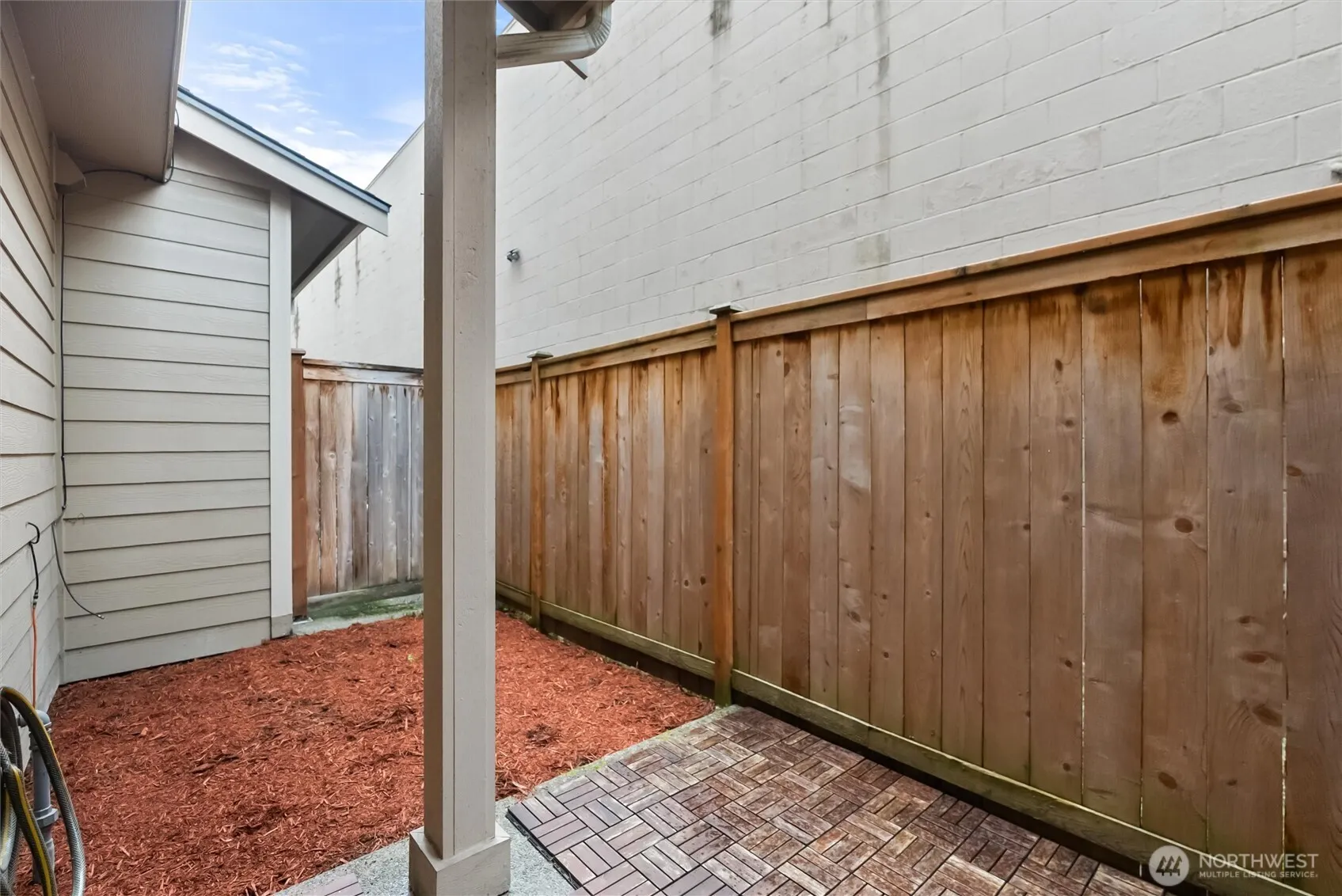 4000 NE 3rd Place , Renton, WA 98056