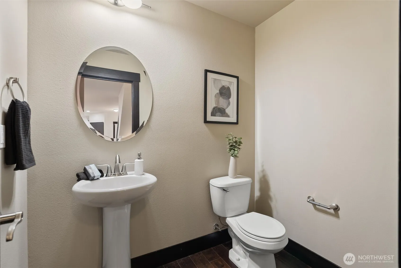 4000 NE 3rd Place , Renton, WA 98056
