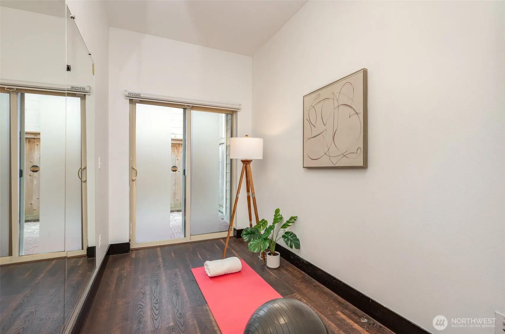 4000 NE 3rd Place #5, Renton, WA 98056