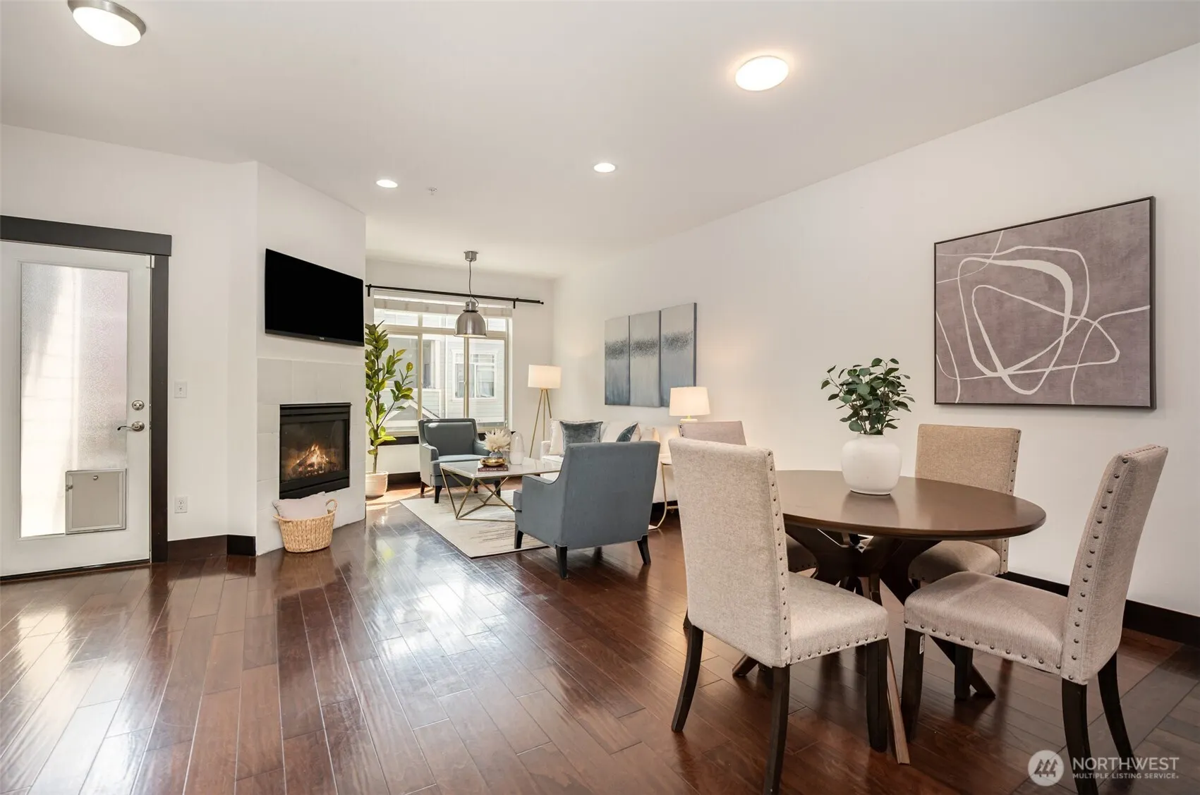 4000 NE 3rd Place #5, Renton, WA 98056