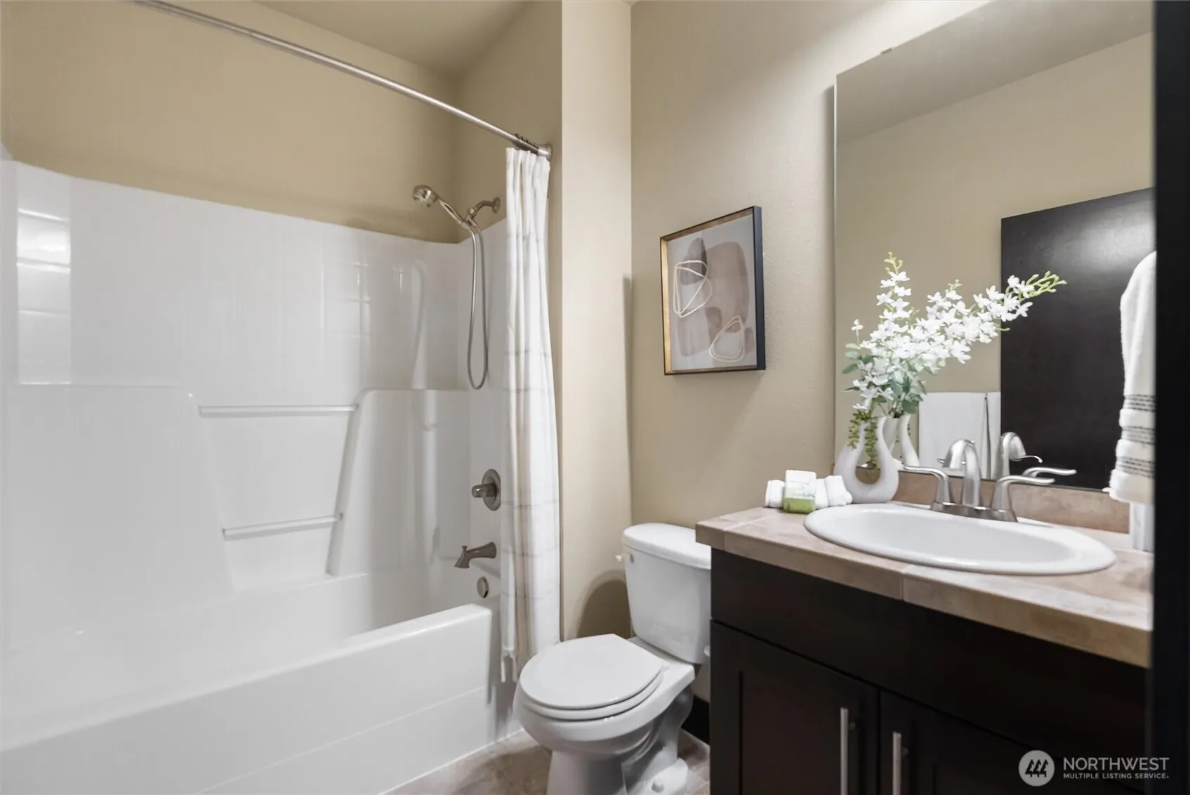 4000 NE 3rd Place , Renton, WA 98056