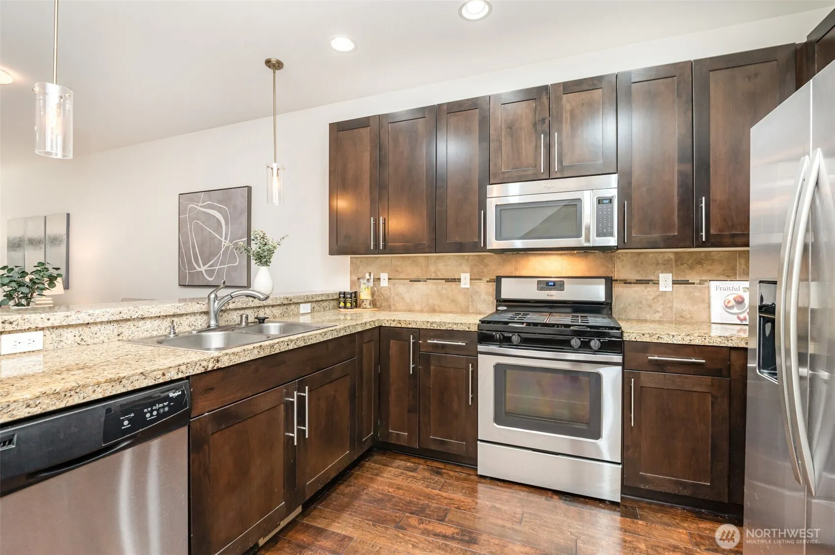 4000 NE 3rd Place #5, Renton, WA 98056