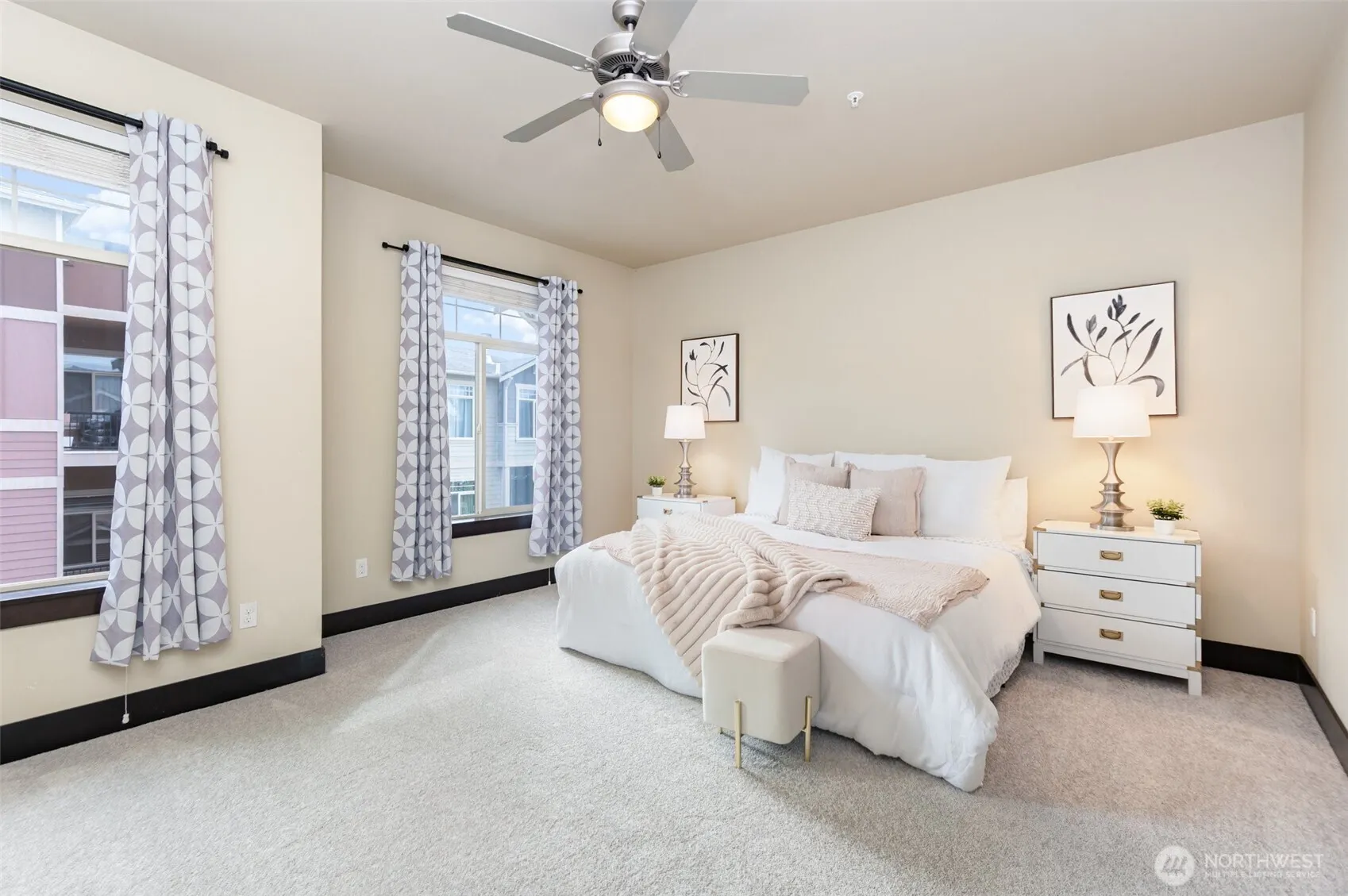 4000 NE 3rd Place #5, Renton, WA 98056