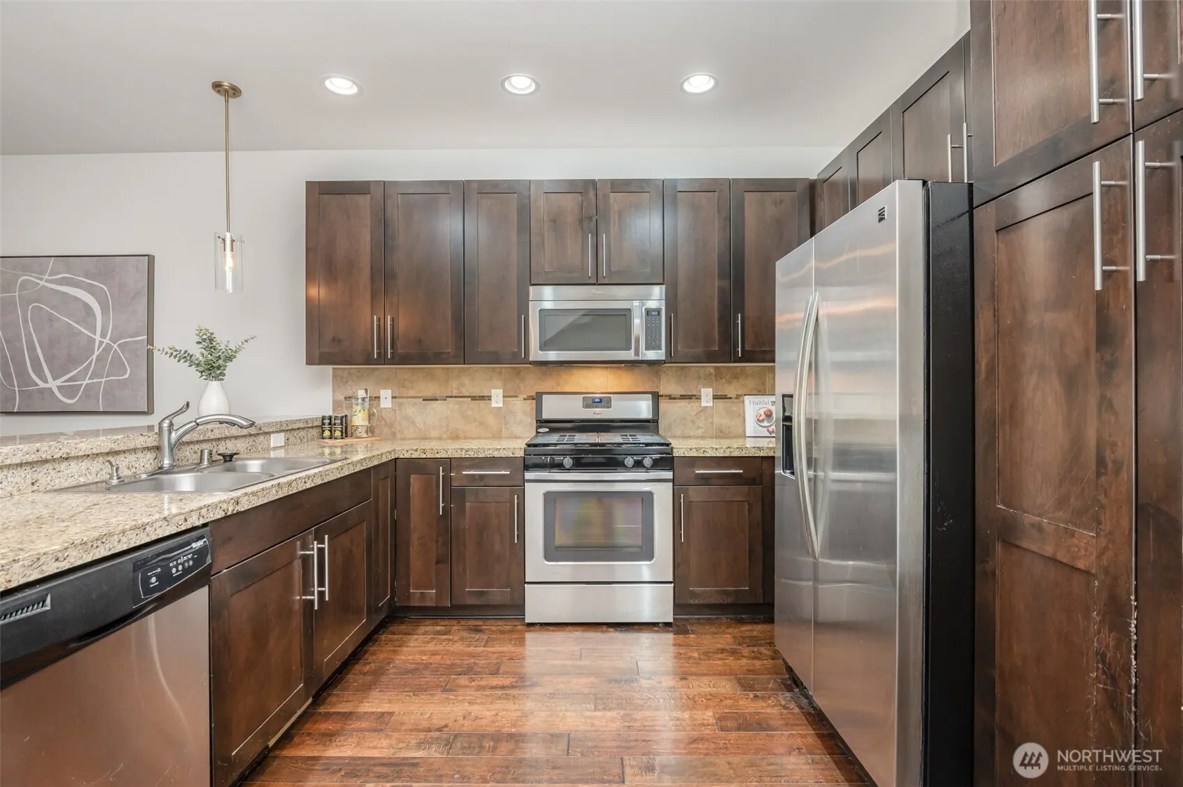 4000 NE 3rd Place #5, Renton, WA 98056