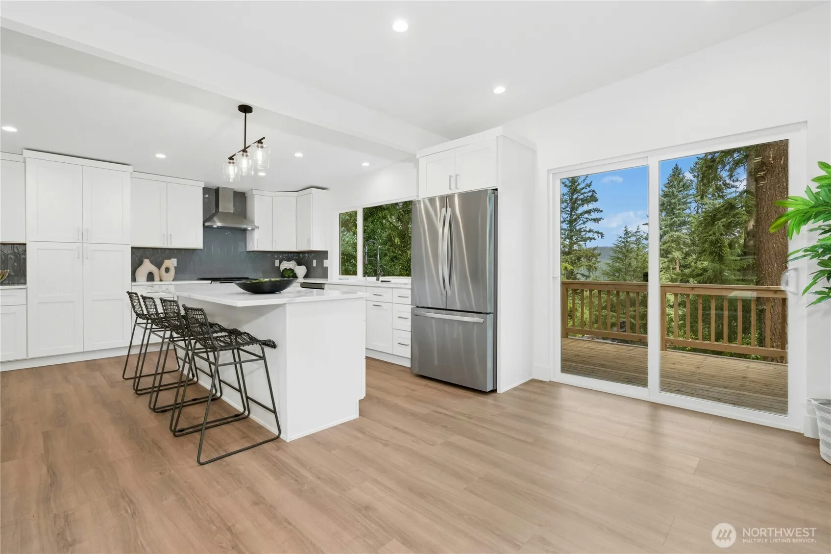 410 Mt. Jupiter Drive SW, Issaquah, WA 98027