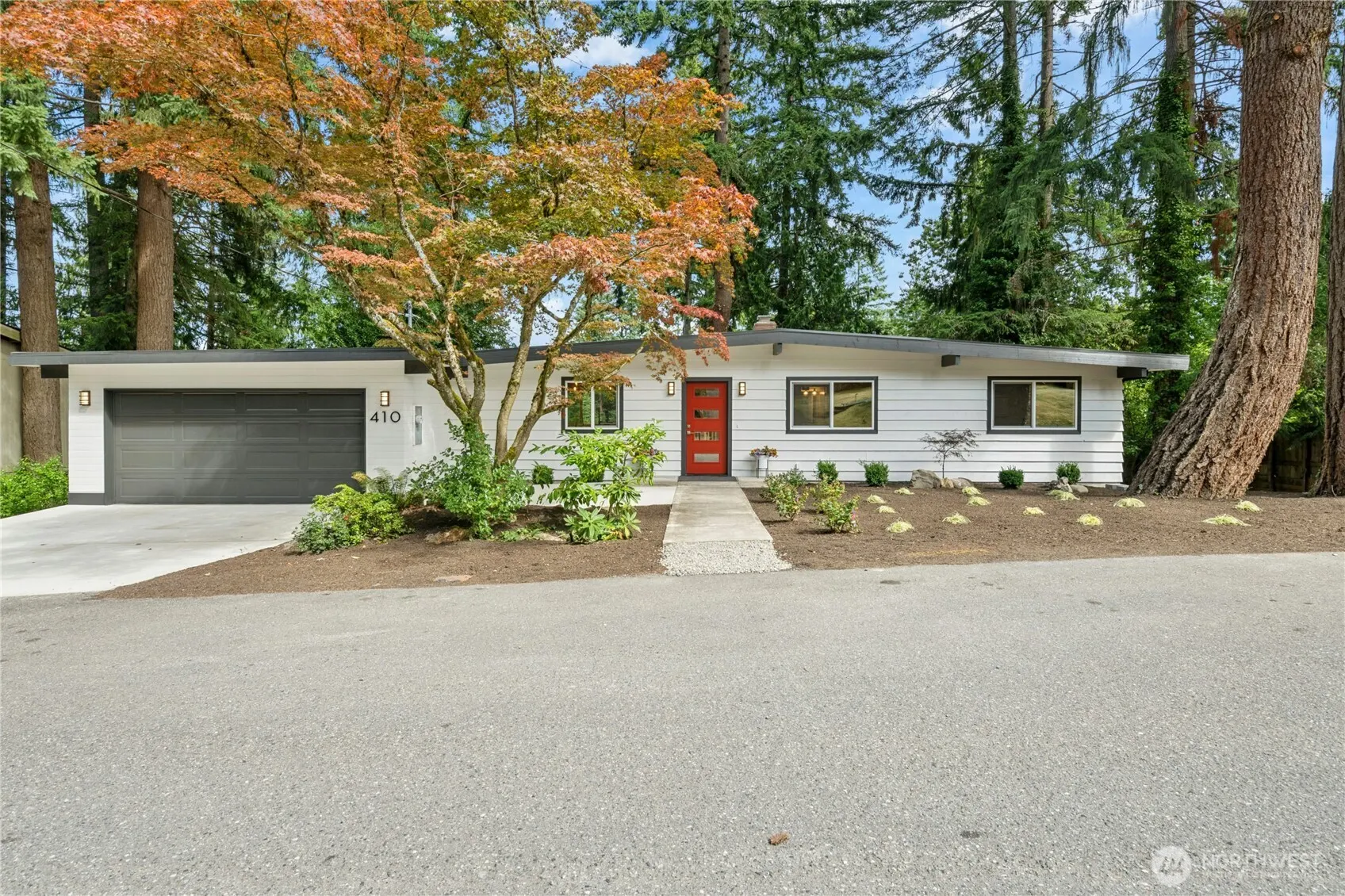410 Mt. Jupiter Drive SW, Issaquah, WA 98027