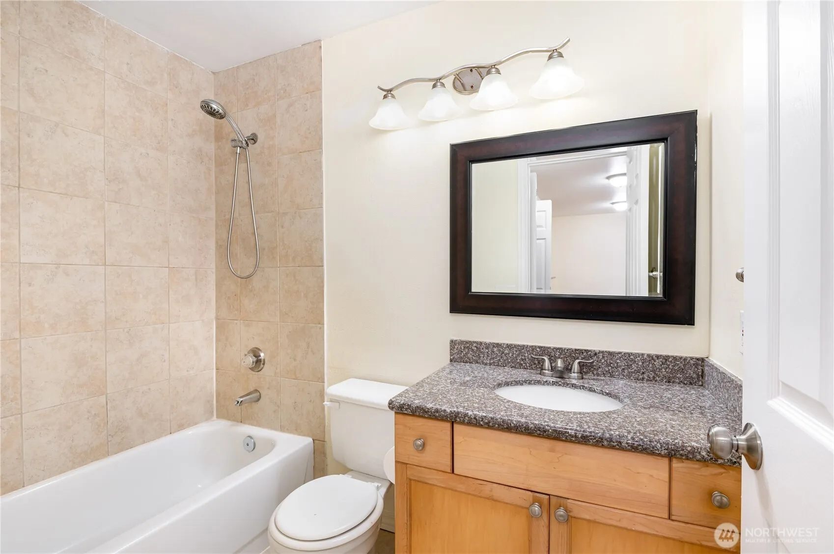 18501 SE Newport Way #K144, Issaquah, WA 98027