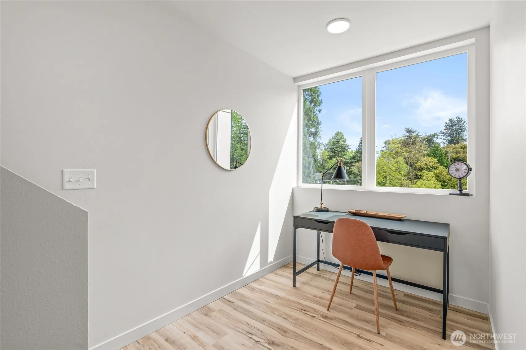 12225 Roseberg Avenue S #9, Seattle, WA 98168