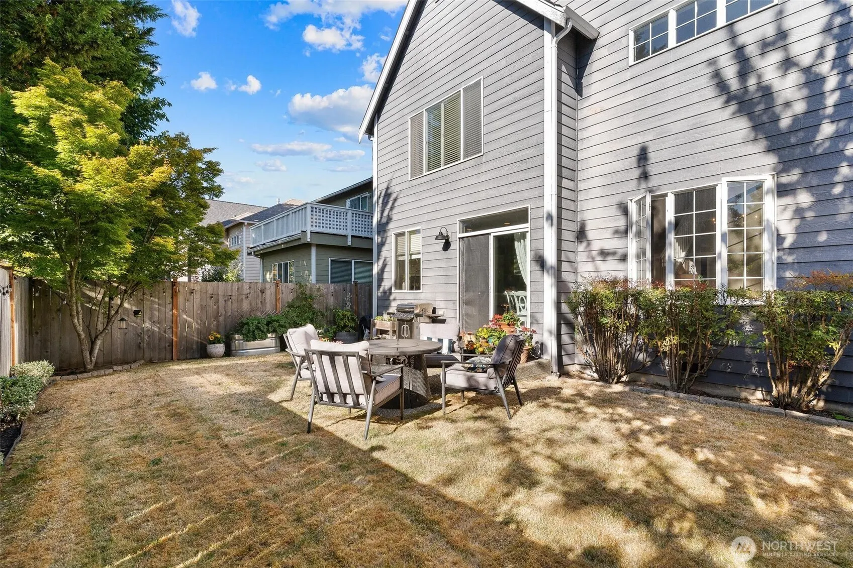 523 240th Ave SE, Sammamish, WA 98074