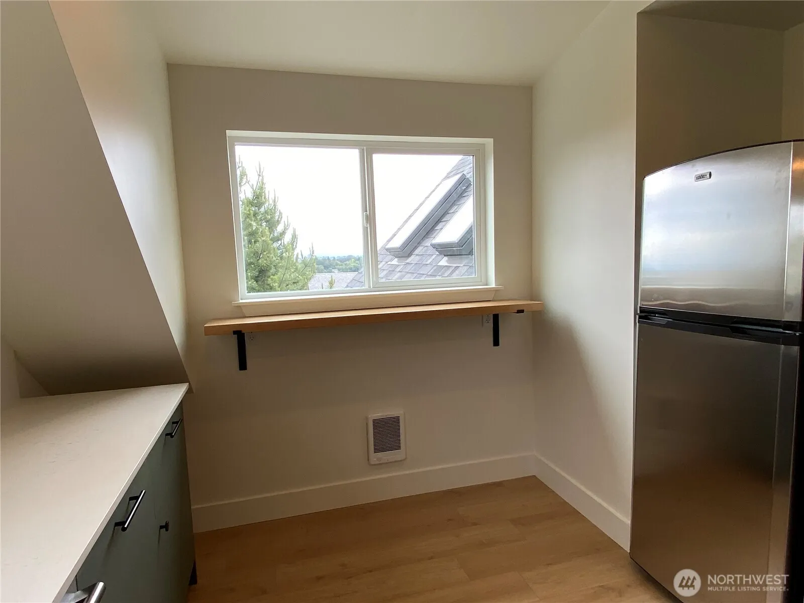 4001 34th Avenue SW #A, Seattle, WA 98126