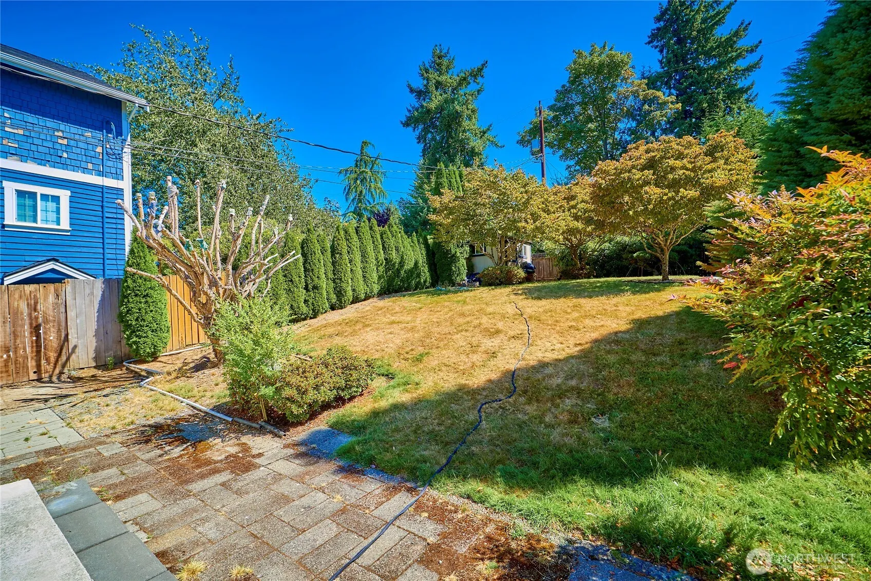5806 56th Avenue NE, Seattle, WA 98105