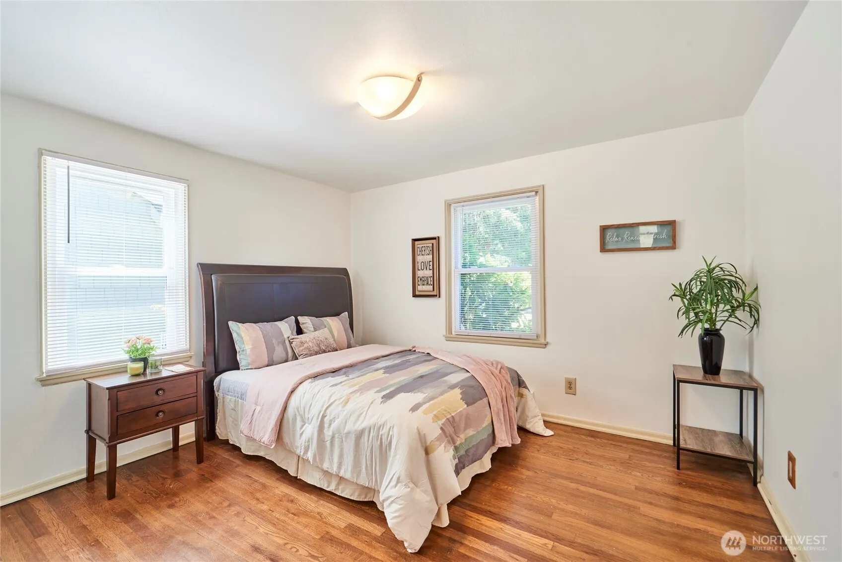5806 56th Avenue NE, Seattle, WA 98105