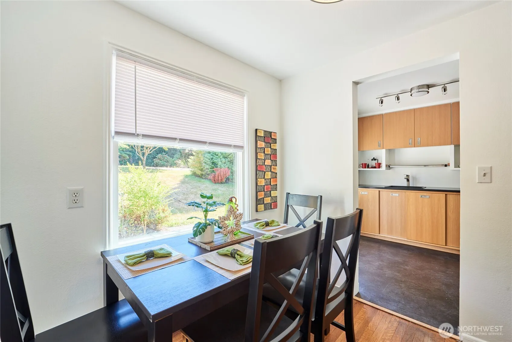 5806 56th Avenue NE, Seattle, WA 98105