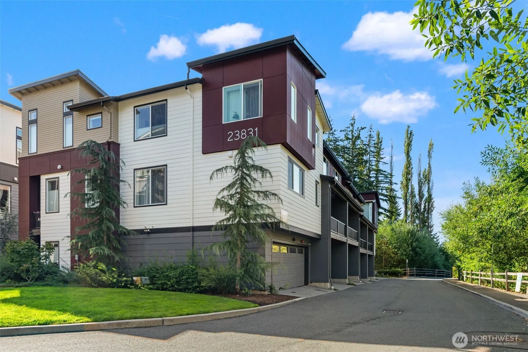 23831 5th Avenue SE #c, Bothell, WA 98021