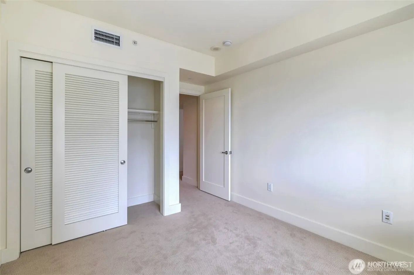 650 Bellevue Way NE #3303, Bellevue, WA 98004