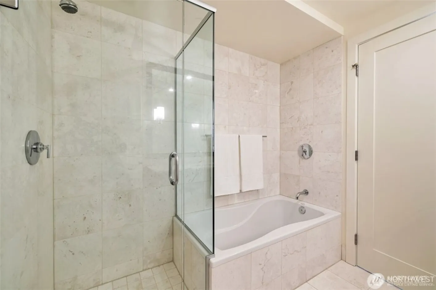 650 Bellevue Way NE #3303, Bellevue, WA 98004