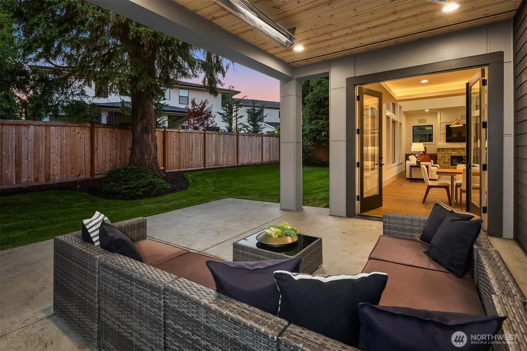 1053 160th Avenue SE, Bellevue, WA 98008