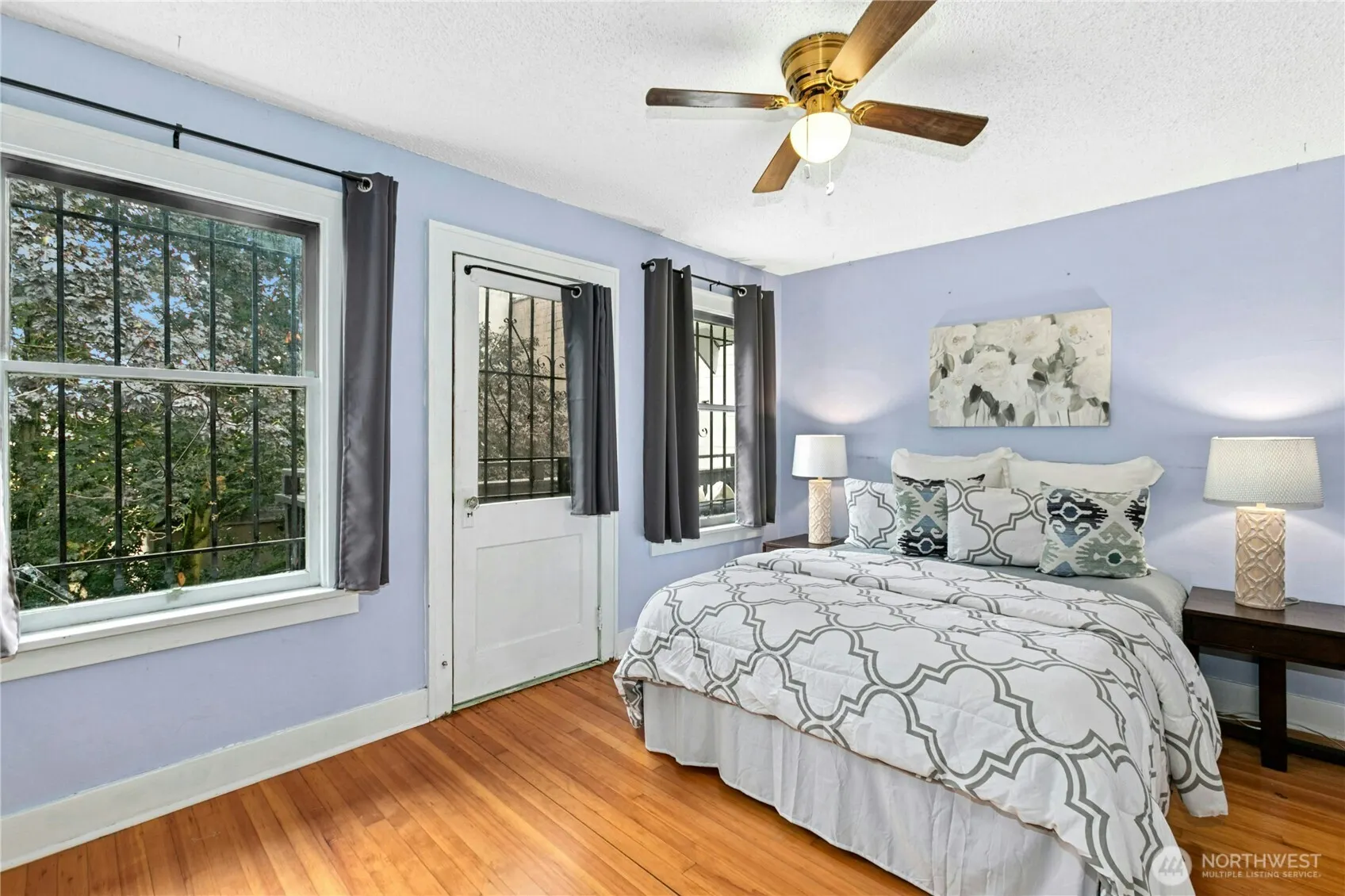 1009 NE 70th Street , Seattle, WA 98115
