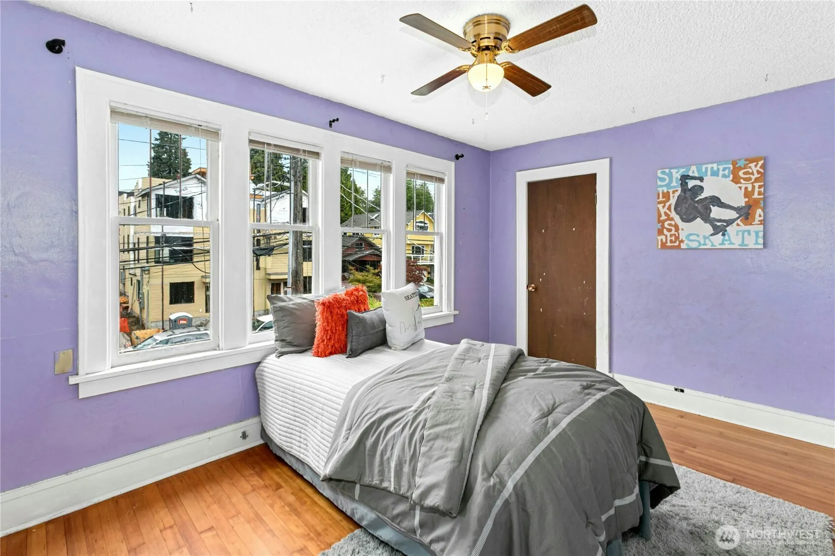 1009 NE 70th Street , Seattle, WA 98115