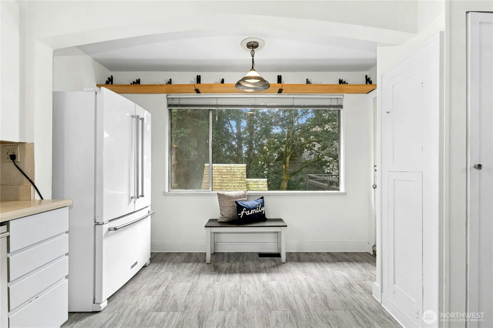 1009 NE 70th Street , Seattle, WA 98115