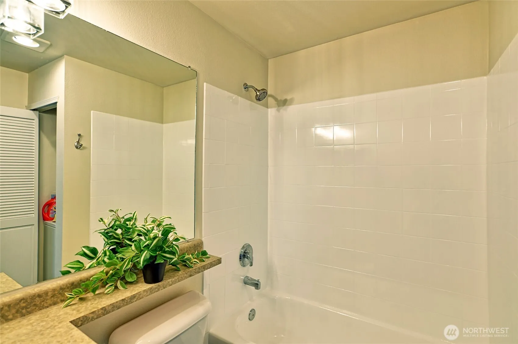 3116 164th Street SW #1410, Lynnwood, WA 98087