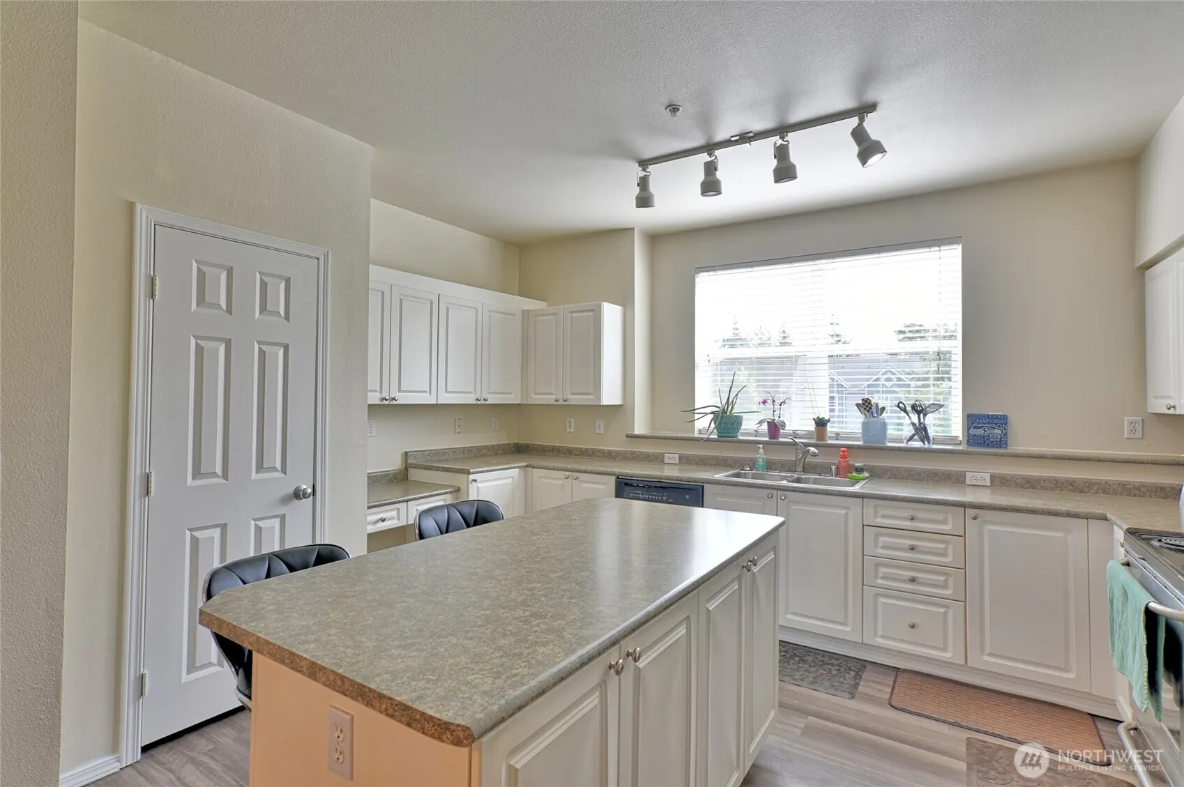 3116 164th Street SW #1410, Lynnwood, WA 98087