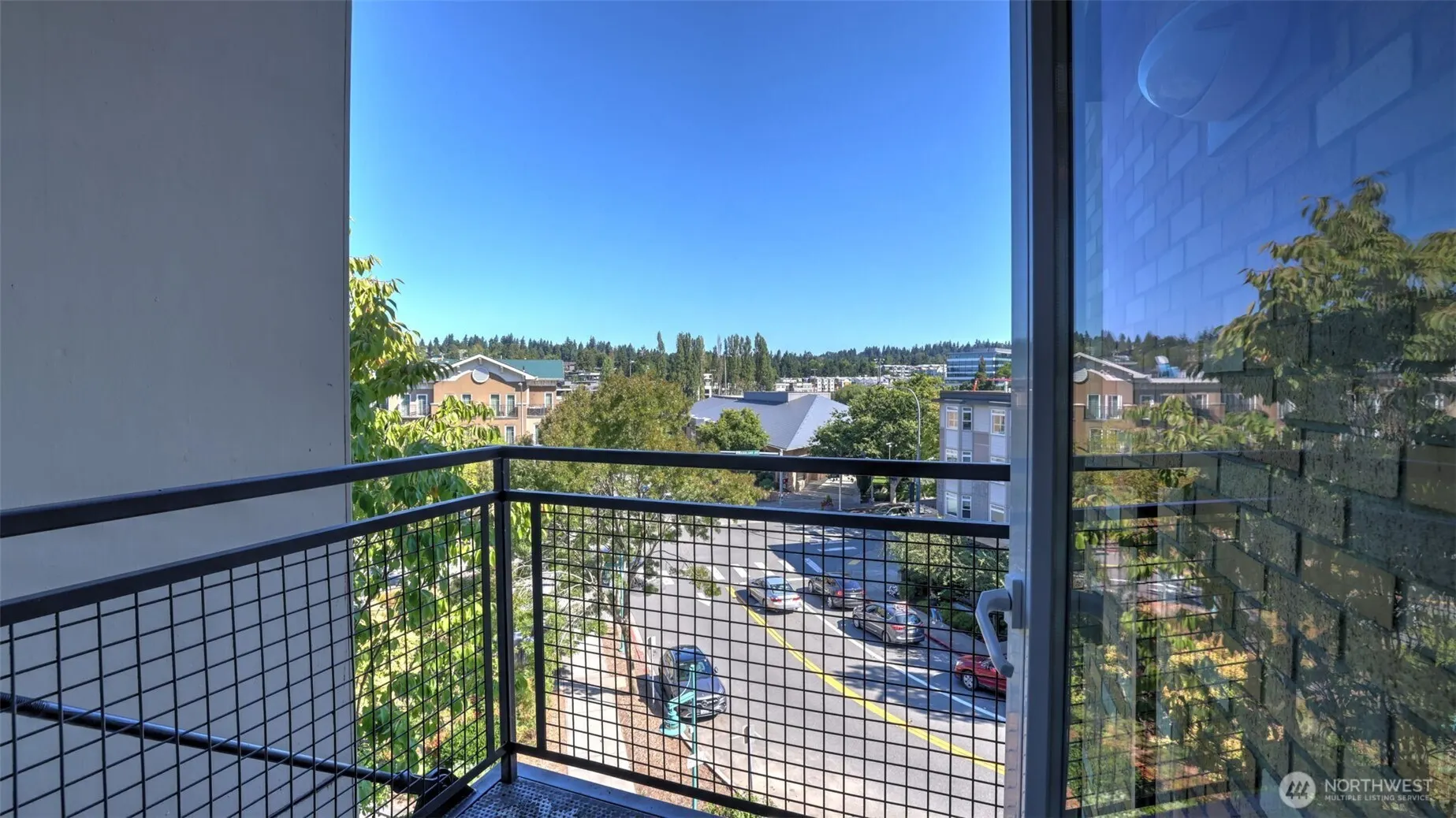 211 Kirkland Avenue #406, Kirkland, WA 98033