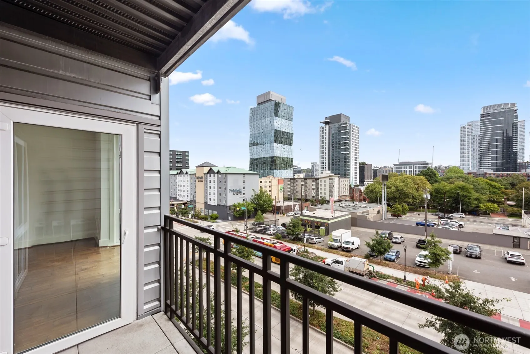 699 John St #517, Seattle, WA 98109