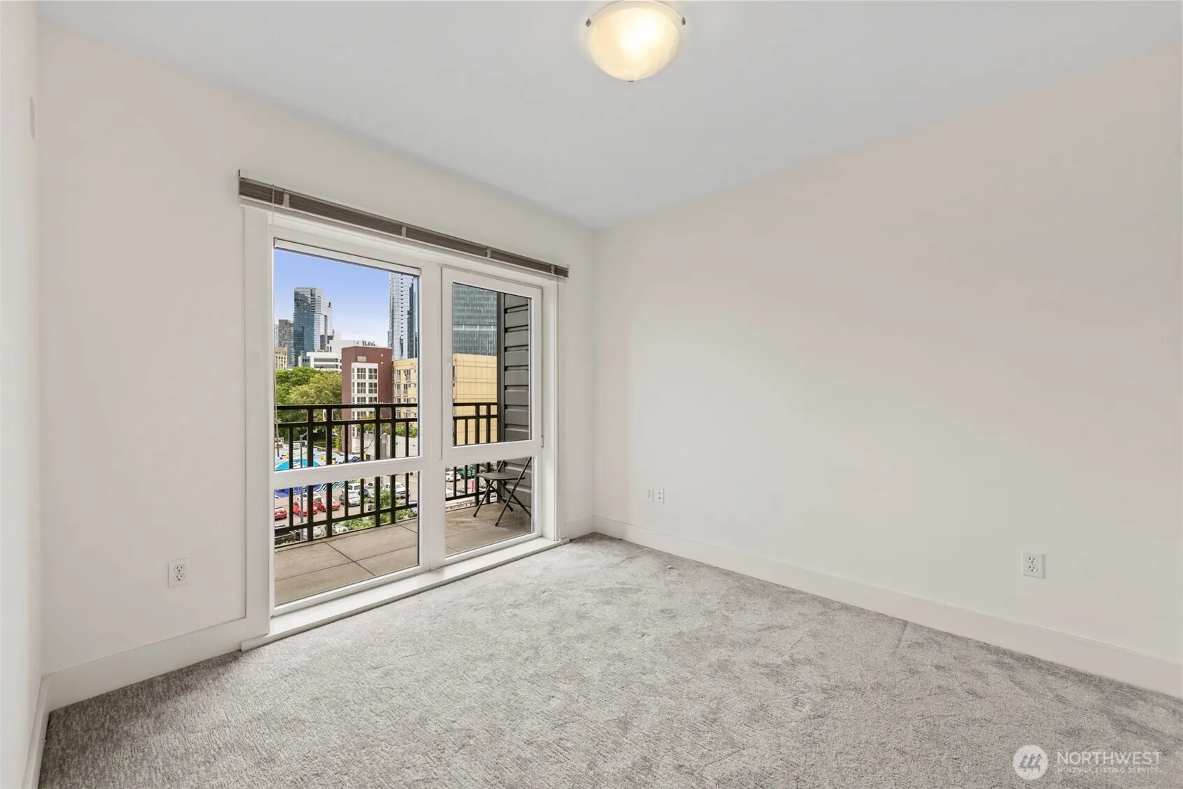 699 John St #517, Seattle, WA 98109