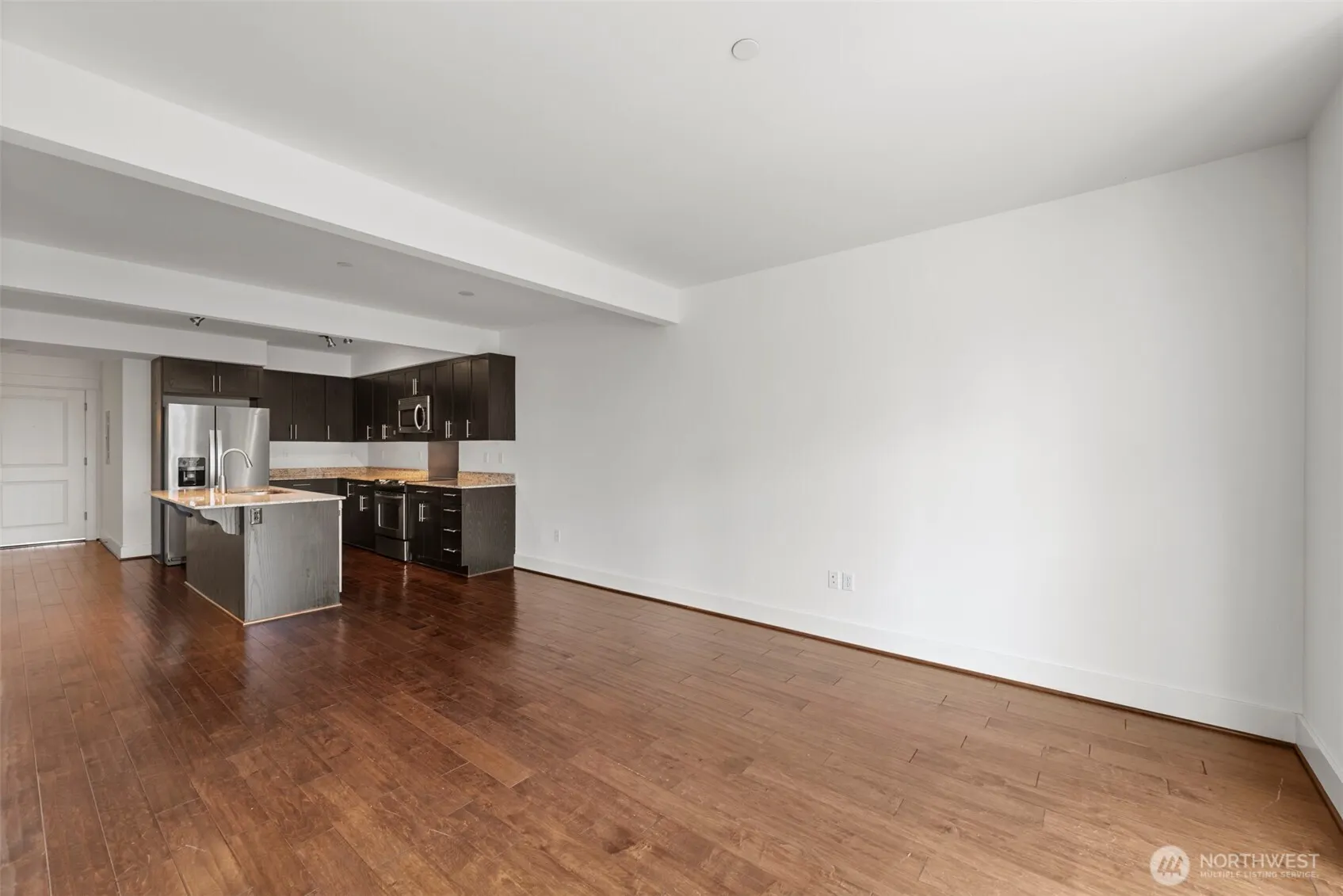 699 John St #517, Seattle, WA 98109