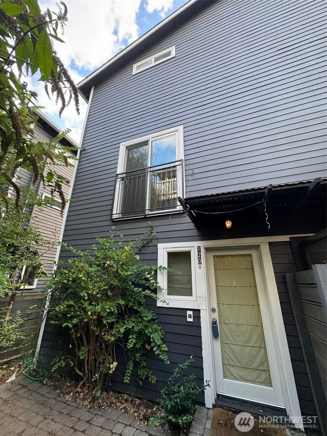 122 19th Avenue E #A, Seattle, WA 98112