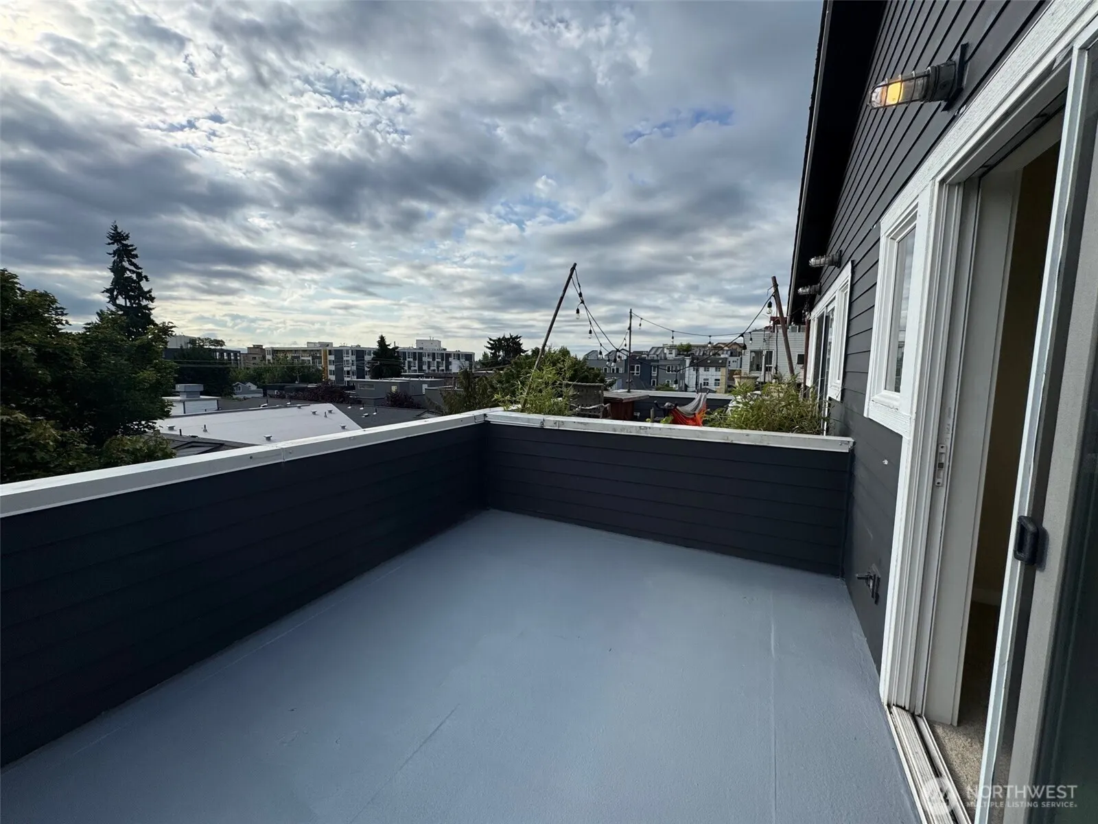 122 19th Avenue E #A, Seattle, WA 98112