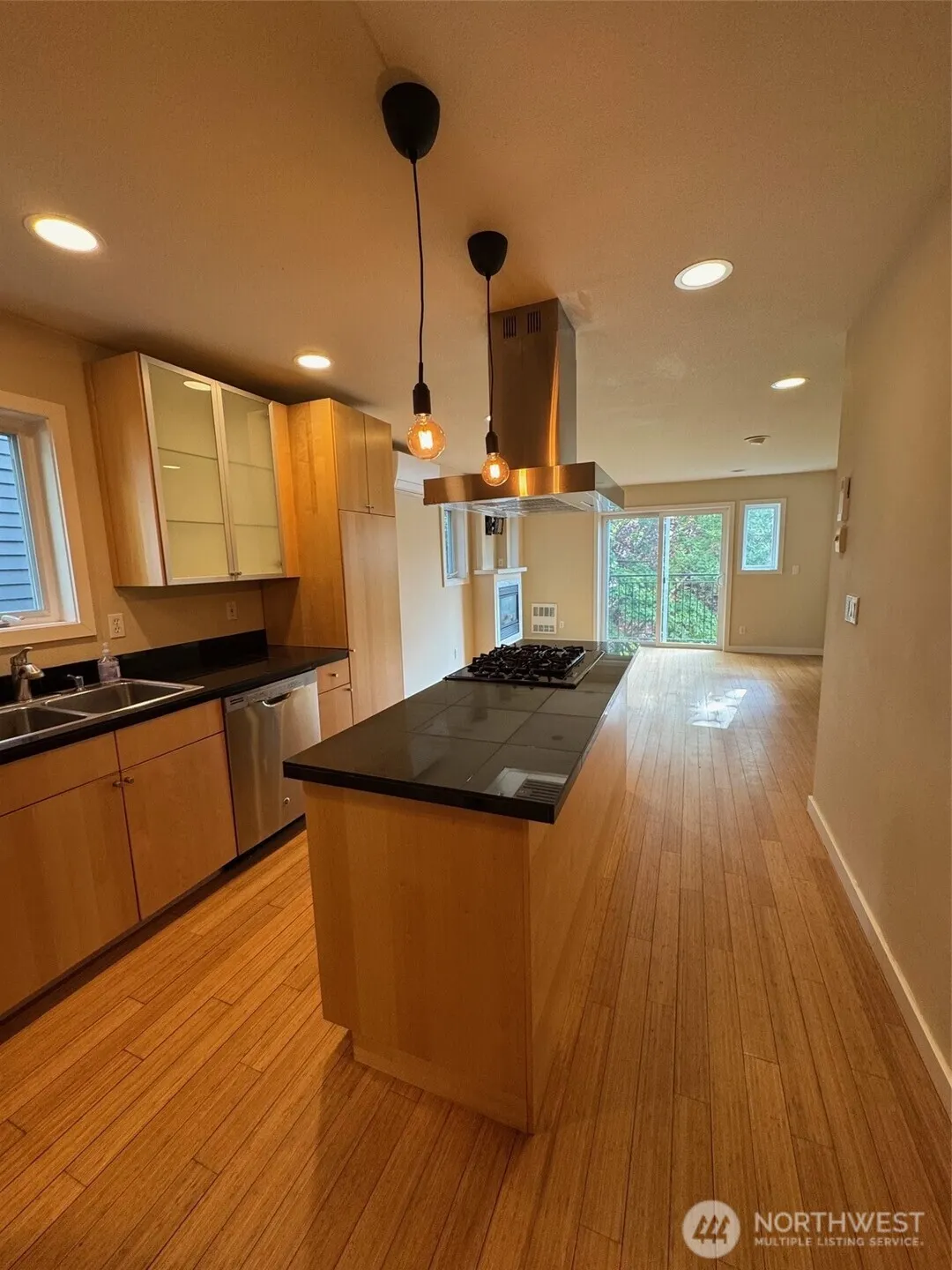 122 19th Avenue E #A, Seattle, WA 98112
