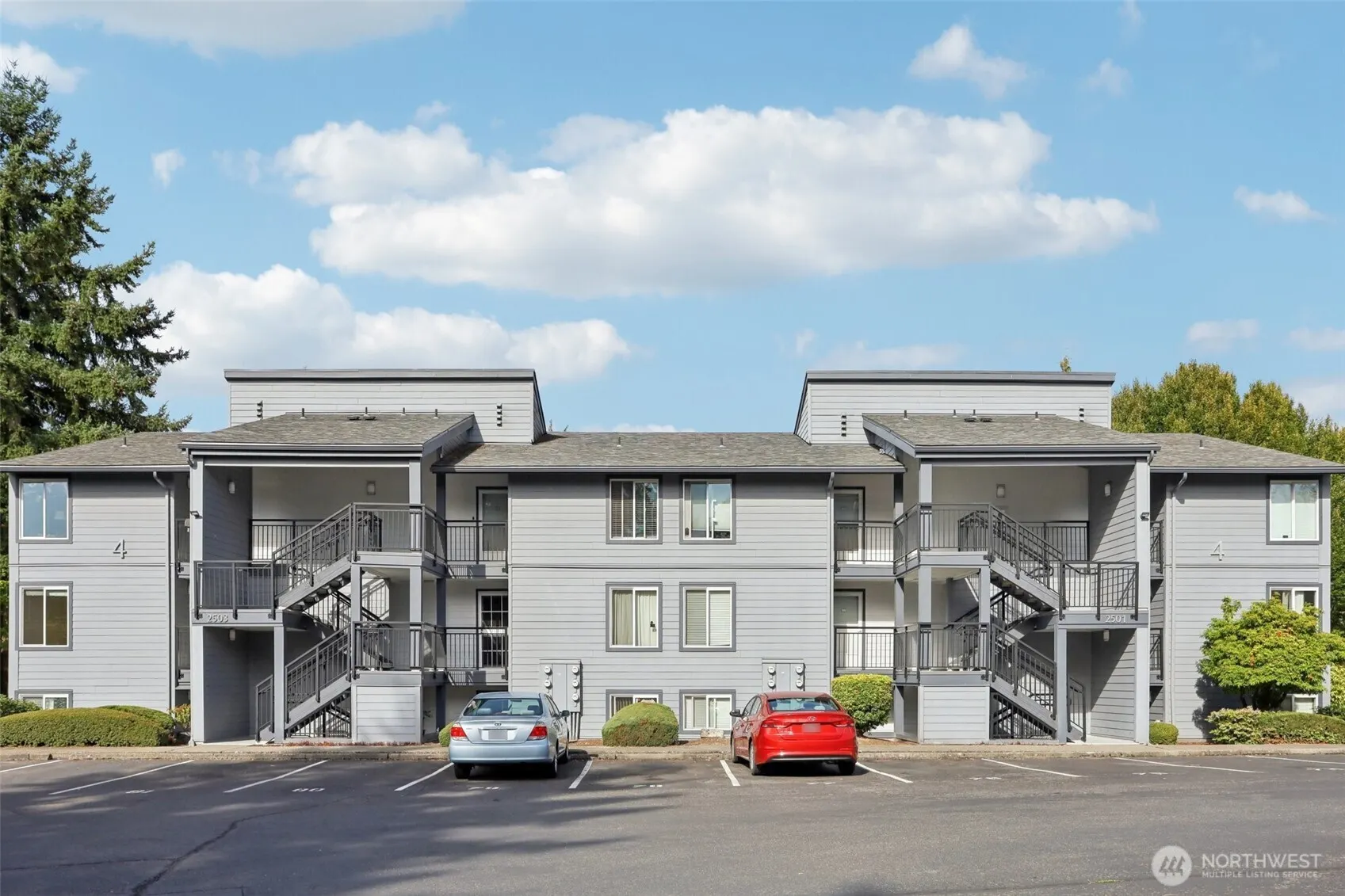 2503 NE 4th Street #424, Renton, WA 98056-4062