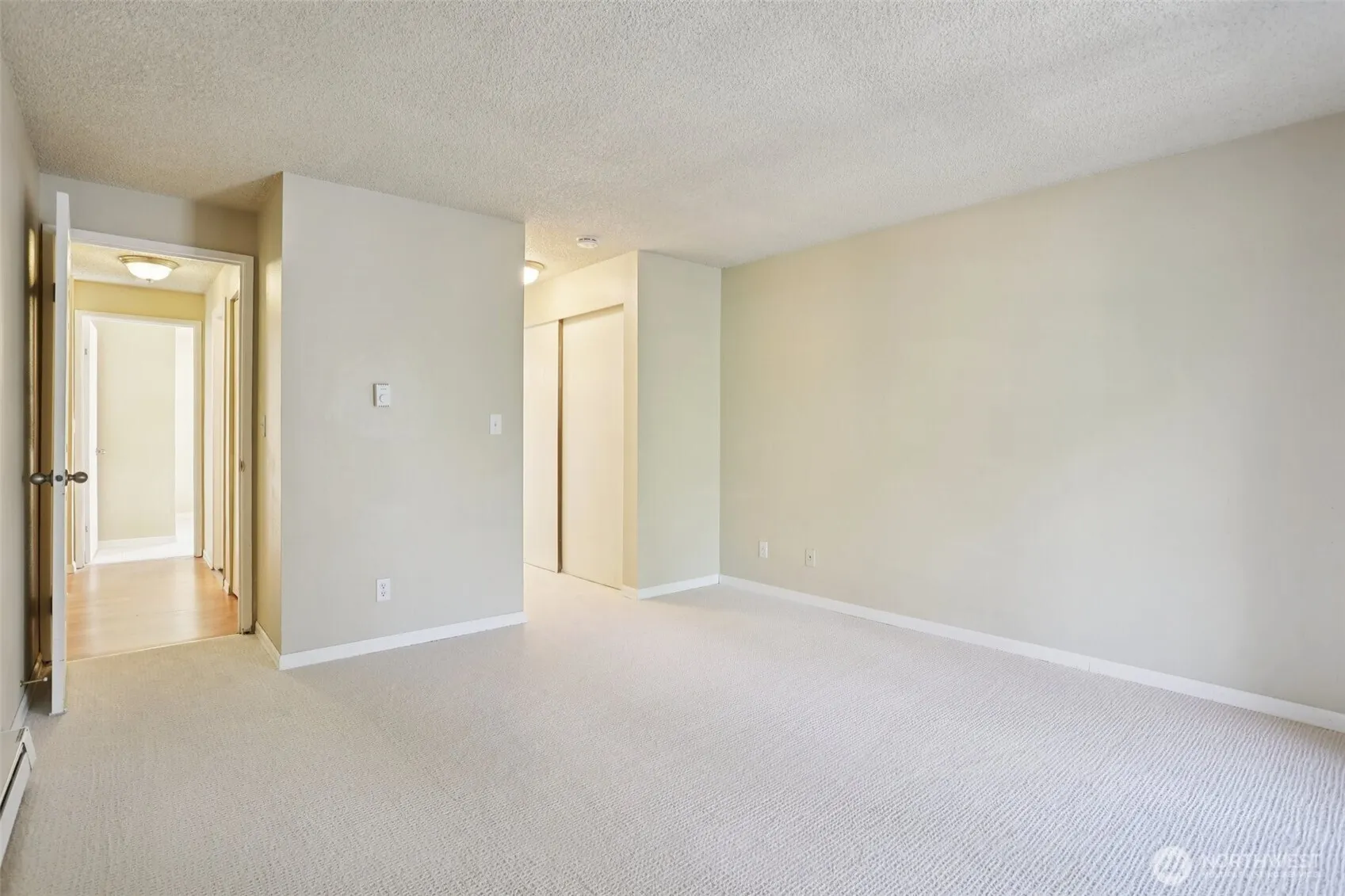 2503 NE 4th Street #424, Renton, WA 98056-4062