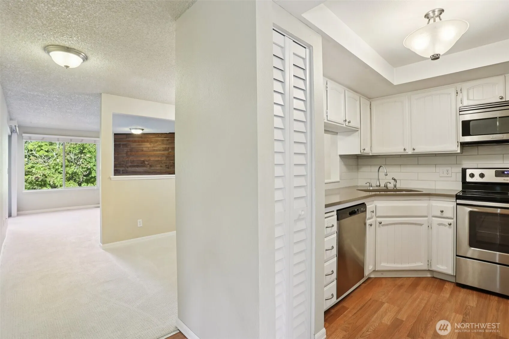 2503 NE 4th Street #424, Renton, WA 98056-4062