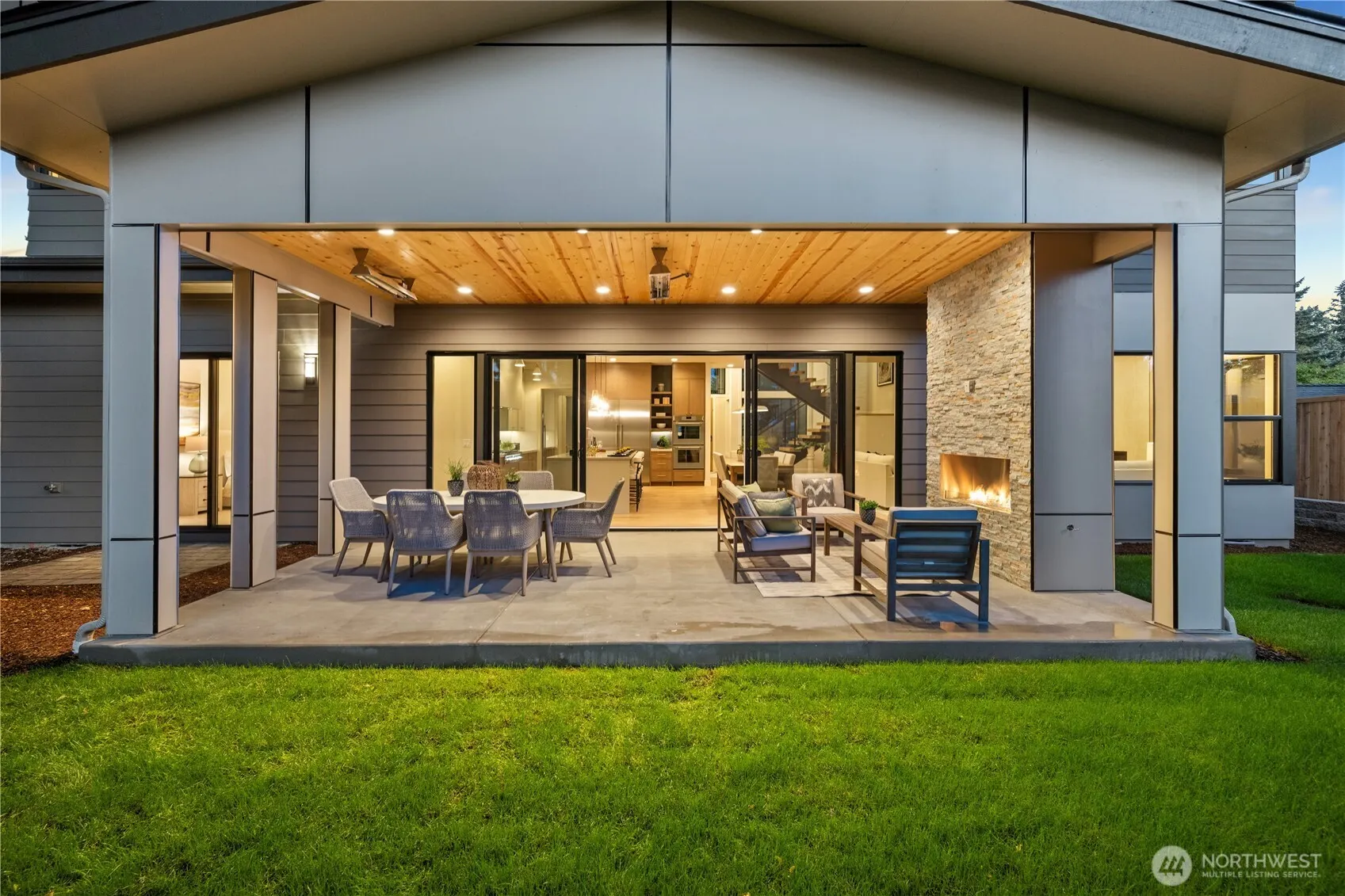 10201 114th Place NE, Kirkland, WA 98033