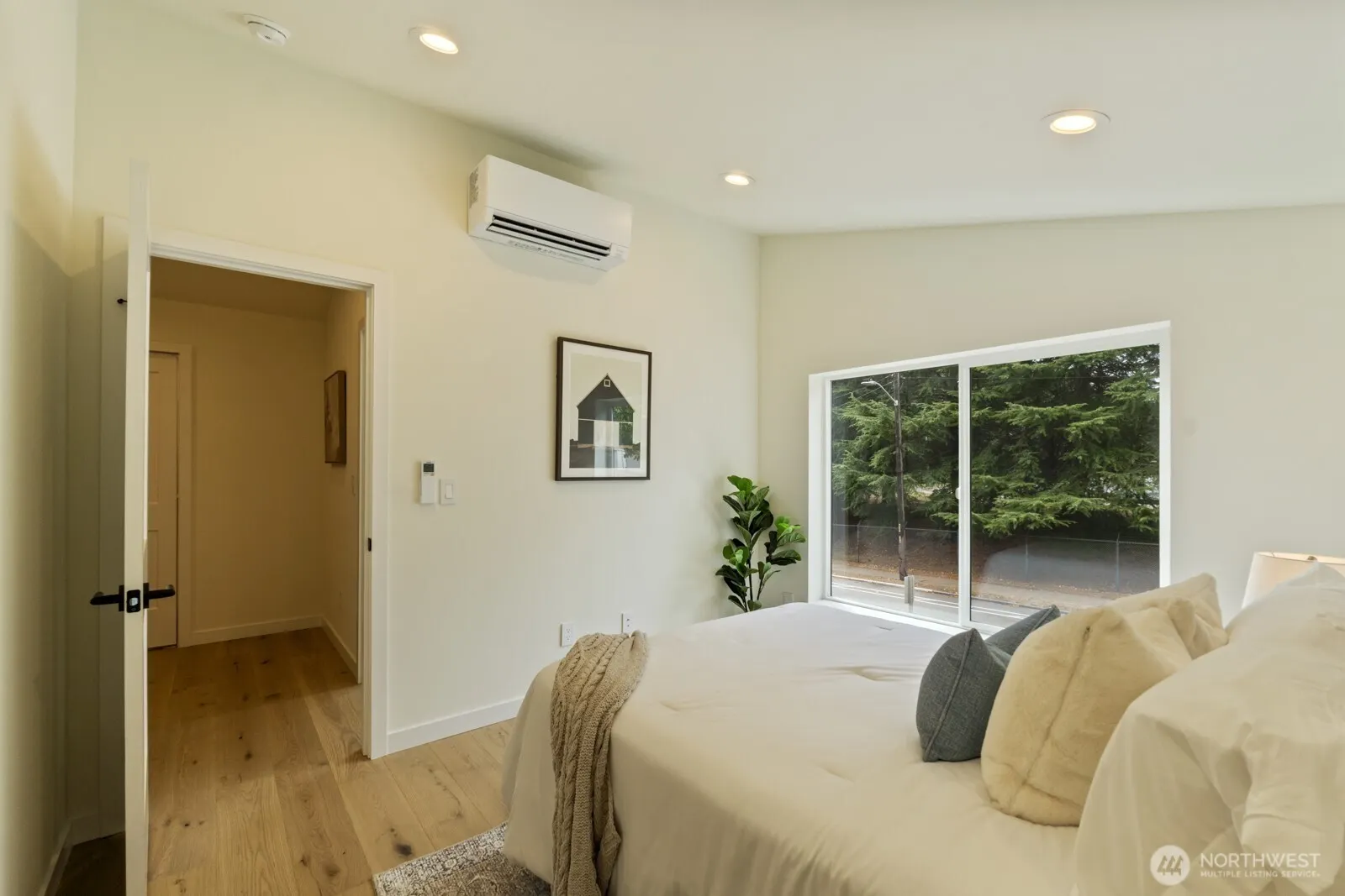 1503 NE 73rd Street , Seattle, WA 98115
