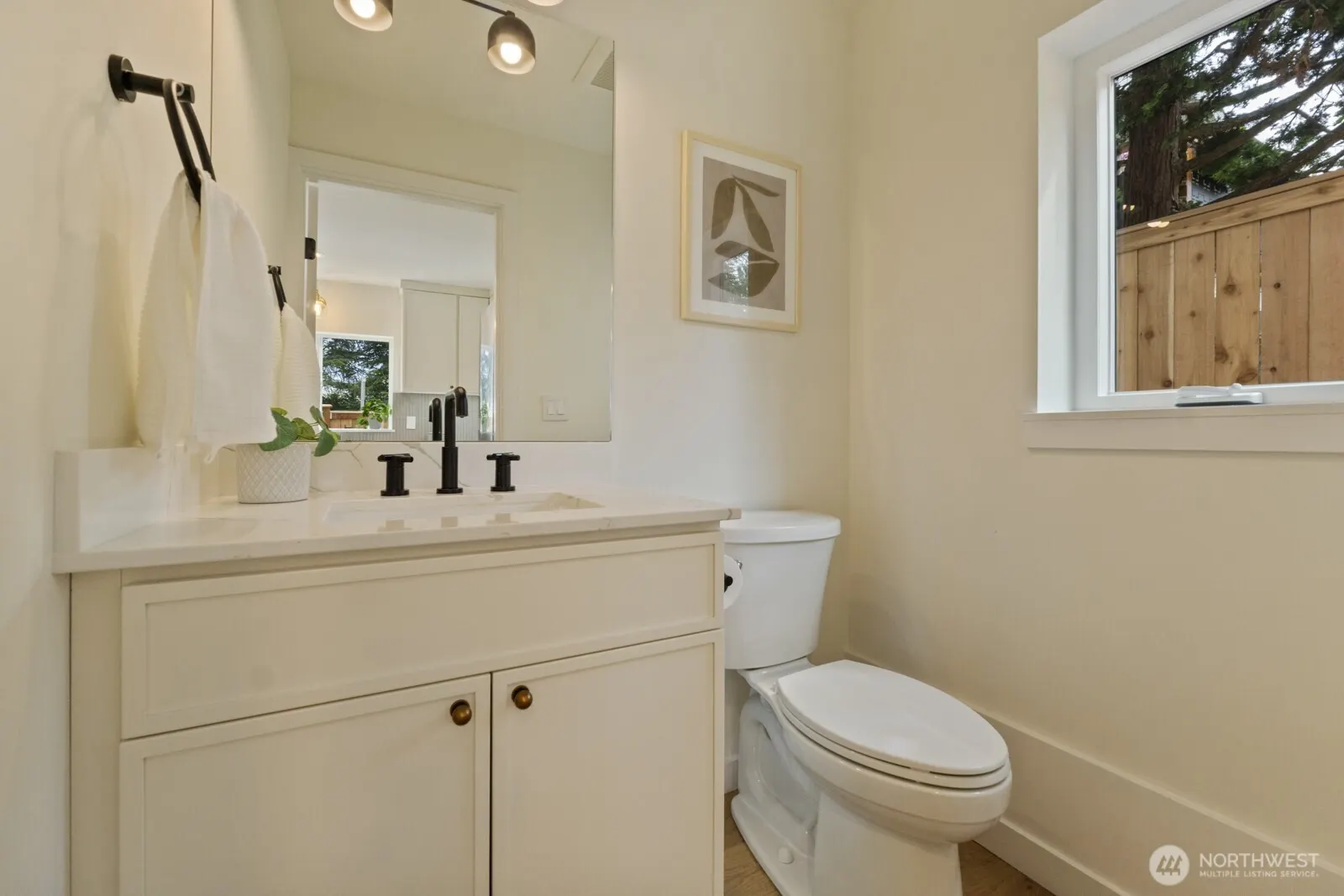 1503 NE 73rd Street , Seattle, WA 98115