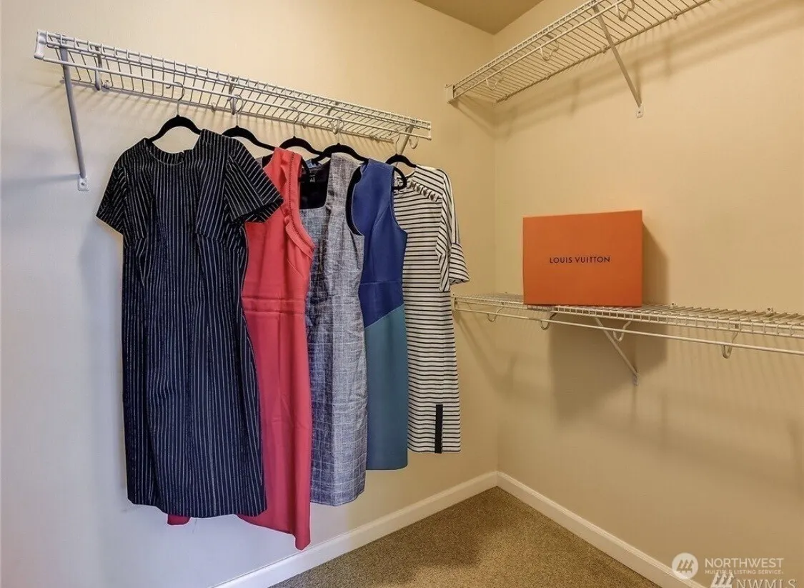 4601 NE 3rd Court #B4, Renton, WA 98059