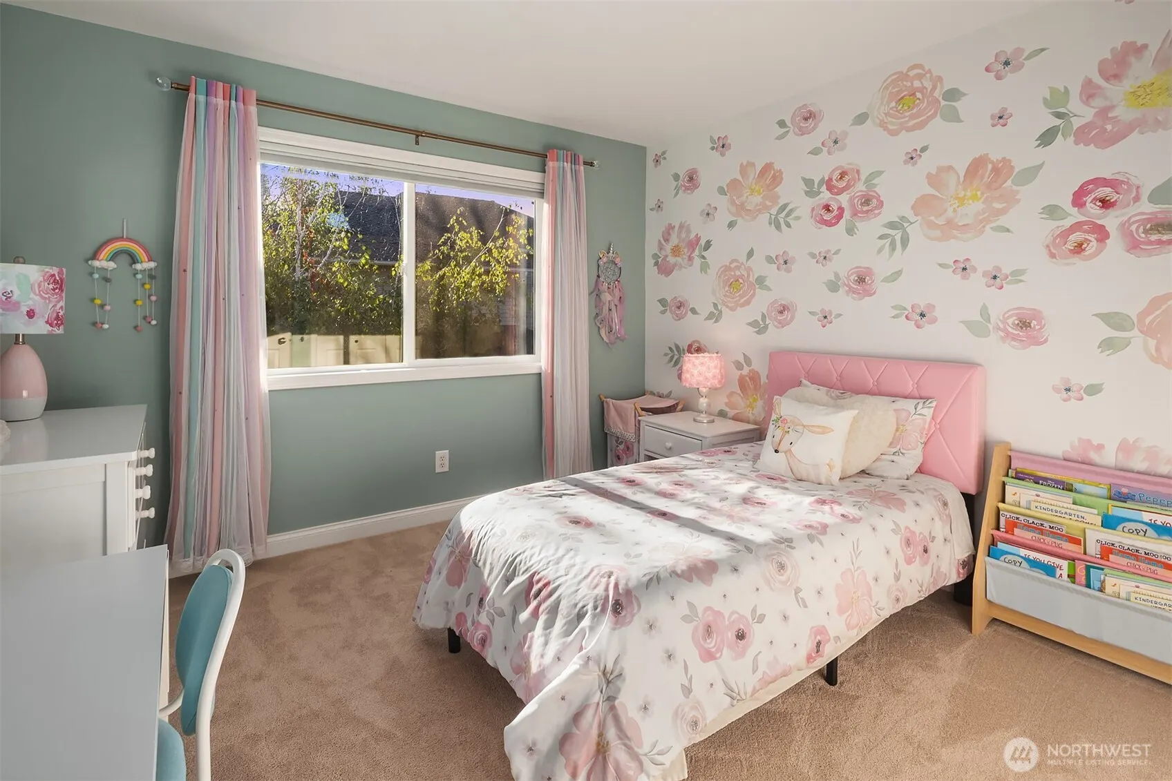 24522 SE 1st Street , Sammamish, WA 98074