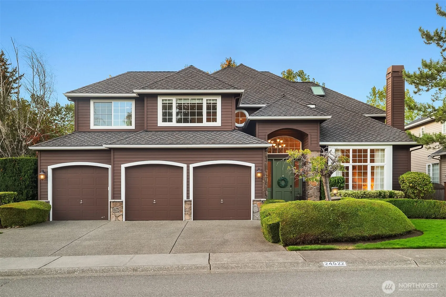 24522 SE 1st Street , Sammamish, WA 98074