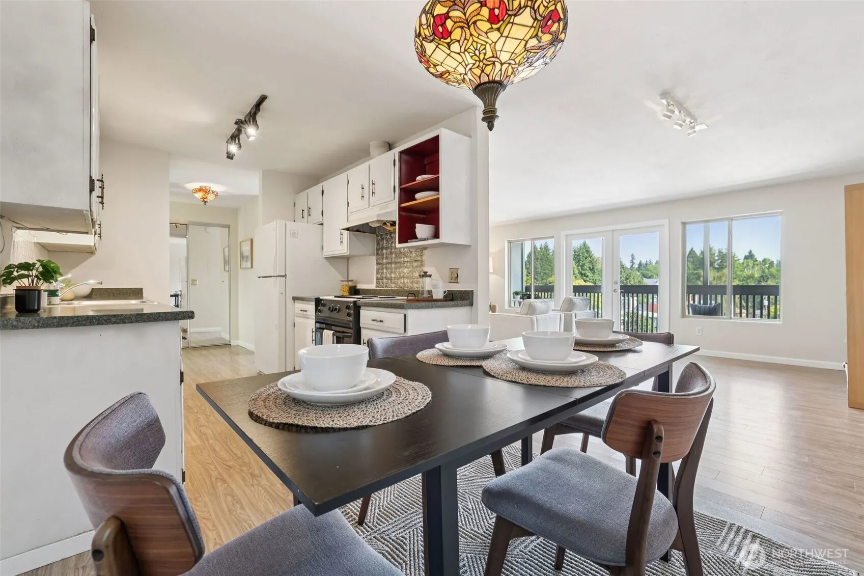 7064 35th Avenue NE #23, Seattle, WA 98115