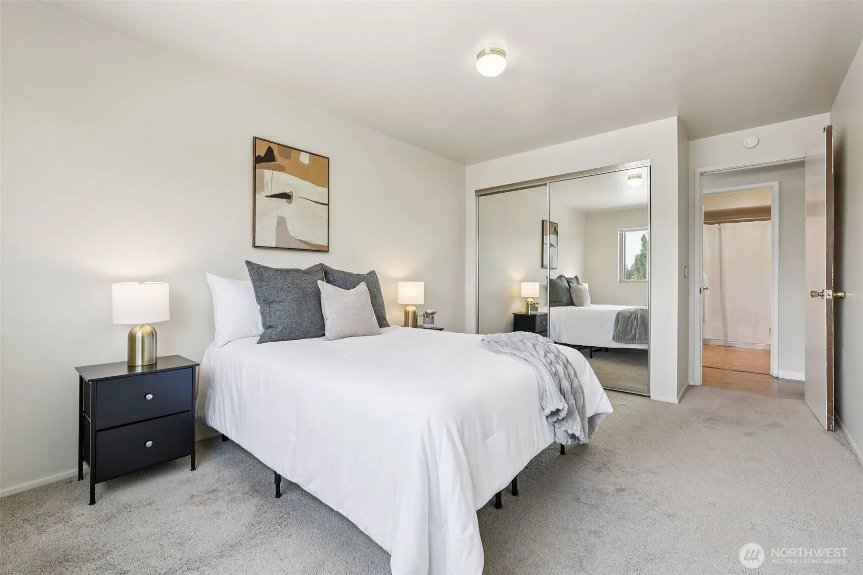 7064 35th Avenue NE #23, Seattle, WA 98115
