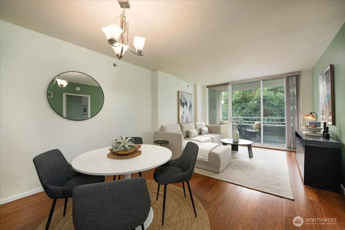 2600 2nd #308, Seattle, WA 98121