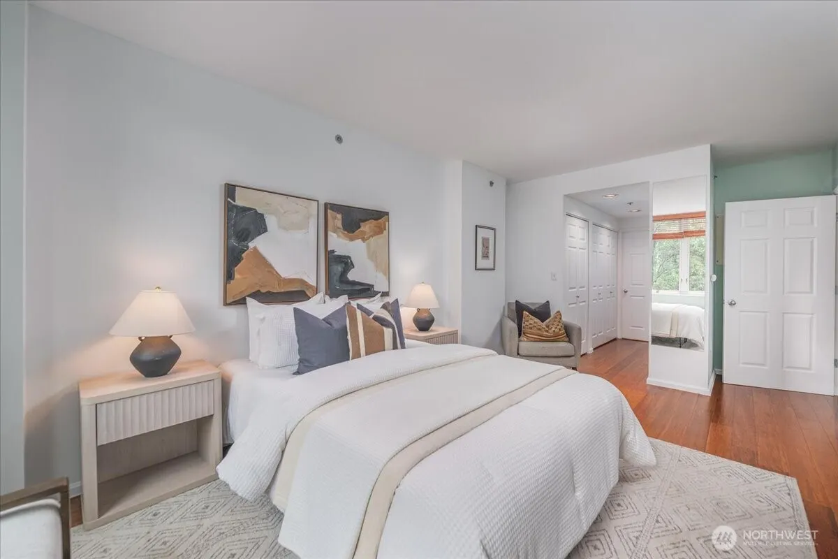 2600 2nd #308, Seattle, WA 98121